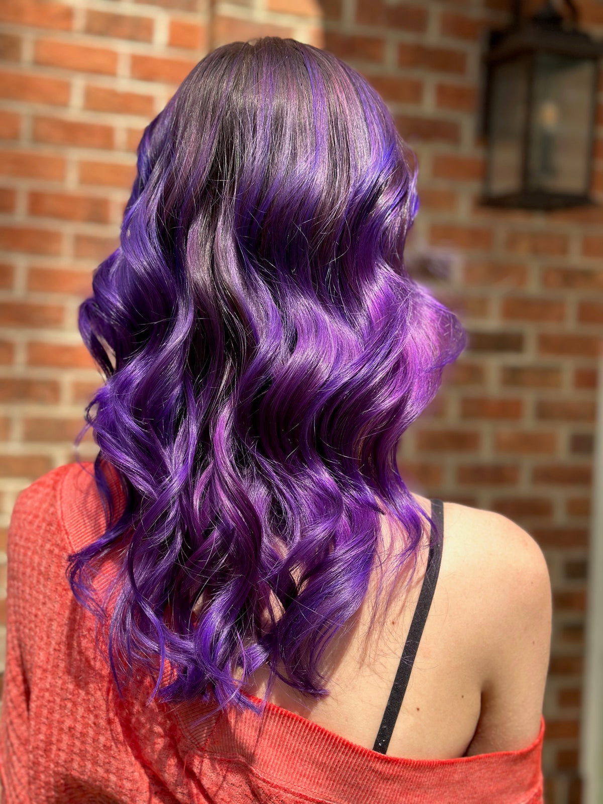 Tanas Hair Designs & Day Spa